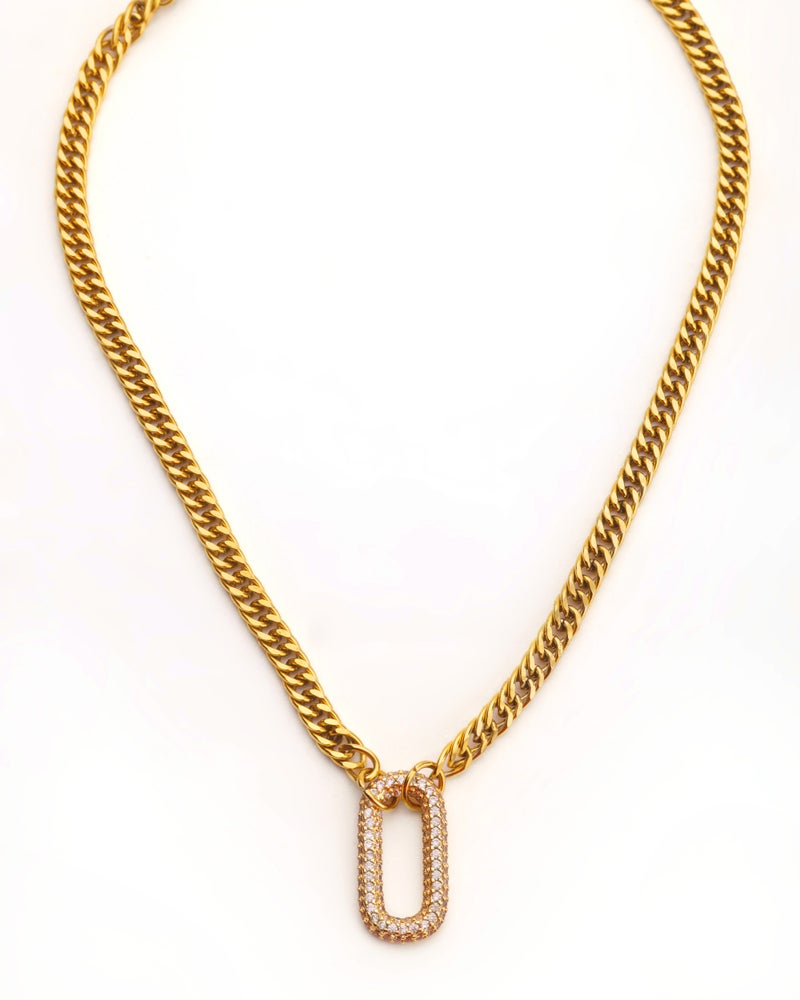 TAAHIRA Oval Shape Studded Chain Necklace - Image 1